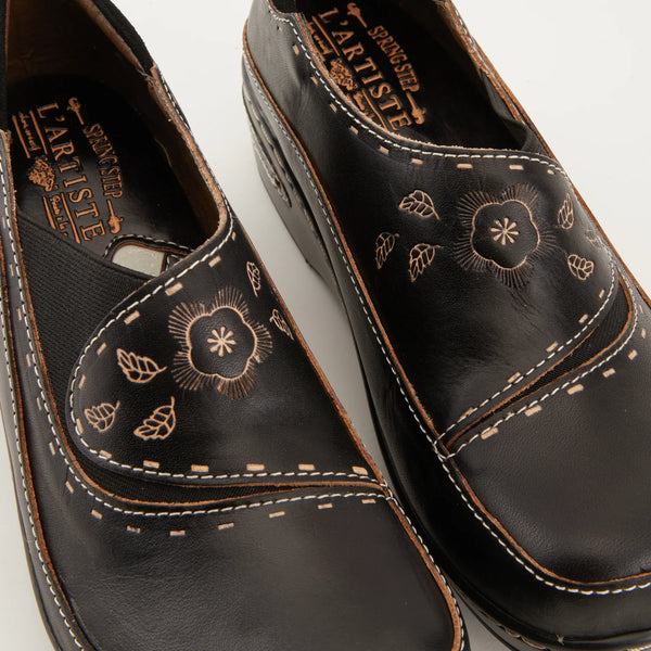 L'ARTISTE BURBANK CLOGS