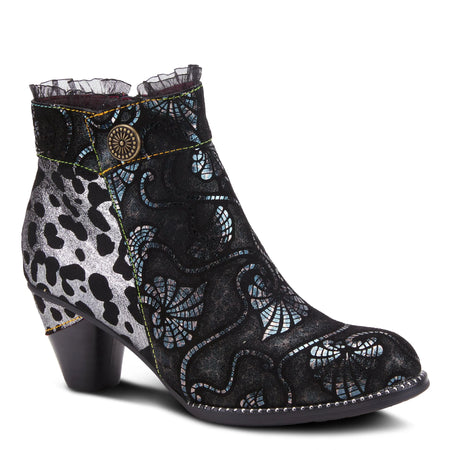 L'ARTISTE SHELLY ANKLE STRAP SANDAL