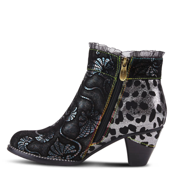 L'ARTISTE DESSA BOOTIE