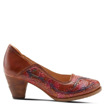 L'ARTISTE EXPERIENCE PUMPS