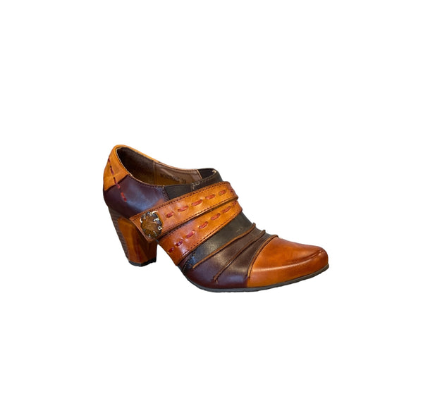 L'ARTISTE WONDEROUS BOOTIES