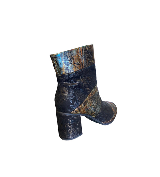 L'ARTISTE WHITNEY BOOTS