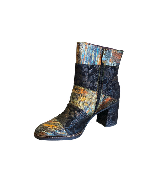 L'ARTISTE WHITNEY BOOTS