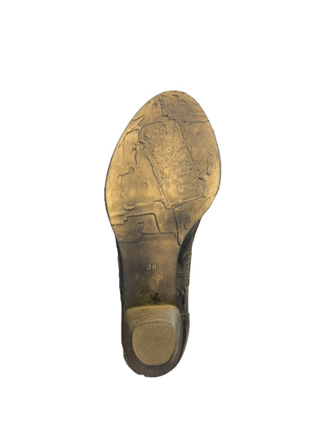 L'ARTISTE ROSITTA PUMP