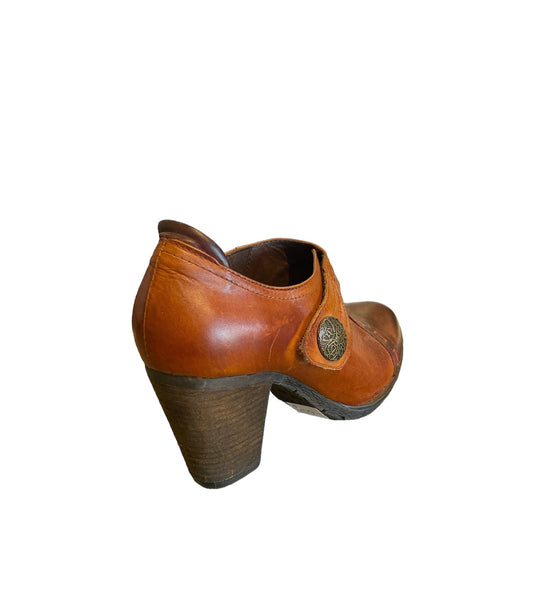 L'ARTISTE BICHON BOOTIE