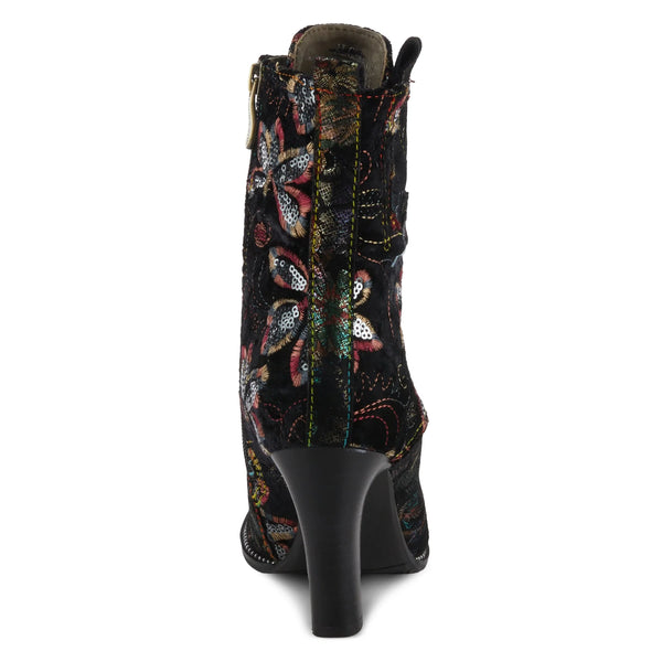 L'ARTISTE GLISTEN BOOTIE