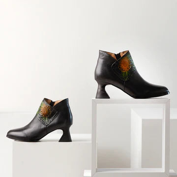 L'ARTISTE INSPIRATION BOOTIES