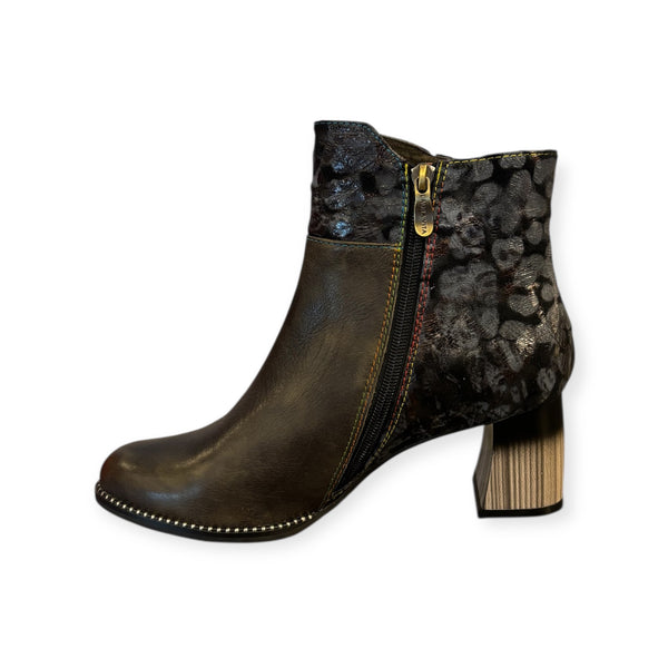 LAURA VITA - A1 - 815213A