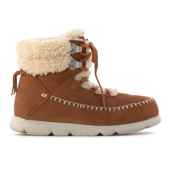 Manitobah Mukluks - Pacific Hiker