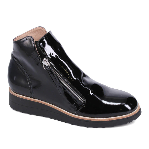 Django & Juliette - Ohmy Flatform Boot