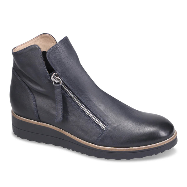 Django & Juliette - Ohmy Wide Flatform Boot