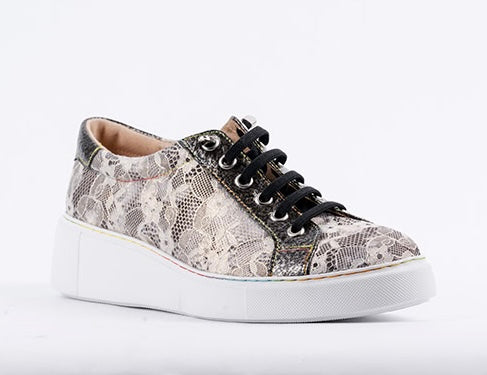 Little Empresses - LVF-2 Women's Sneaker