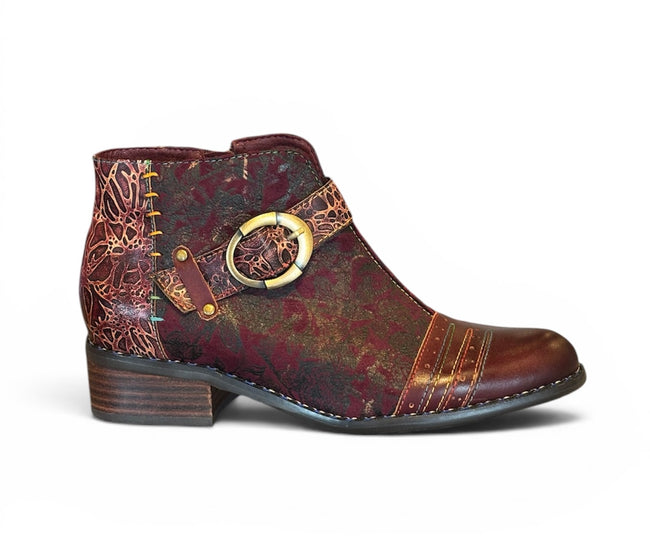 L'ARTISTE GEORGIANA BOOTIE