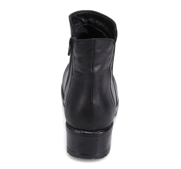 BUENO FAE ANKLE BOOTS