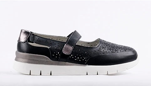 Little Empresses - LCK-2 Women's Shoe
