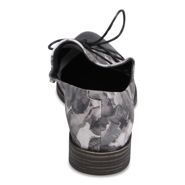 Django & Juliette - Kotty Slip On Shoe