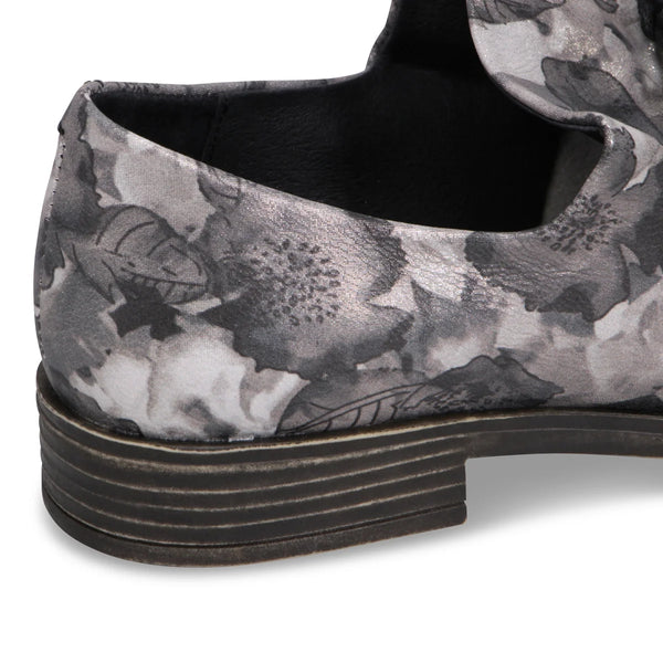 Django & Juliette - Kotty Slip On Shoe