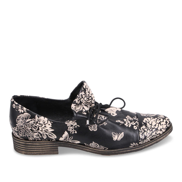Django & Juliette - Kotty Slip On Shoe