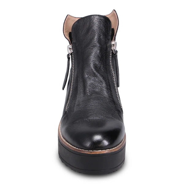 Django & Juliette - Nene Wedge Boot