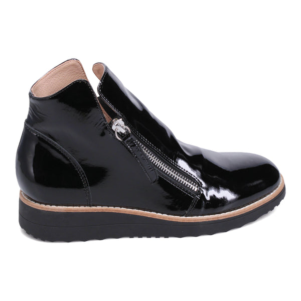 Django & Juliette - Ohmy Flatform Boot