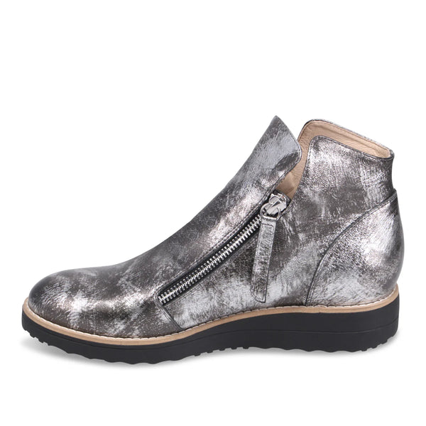 Django & Juliette - Ohmy Flatform Boot